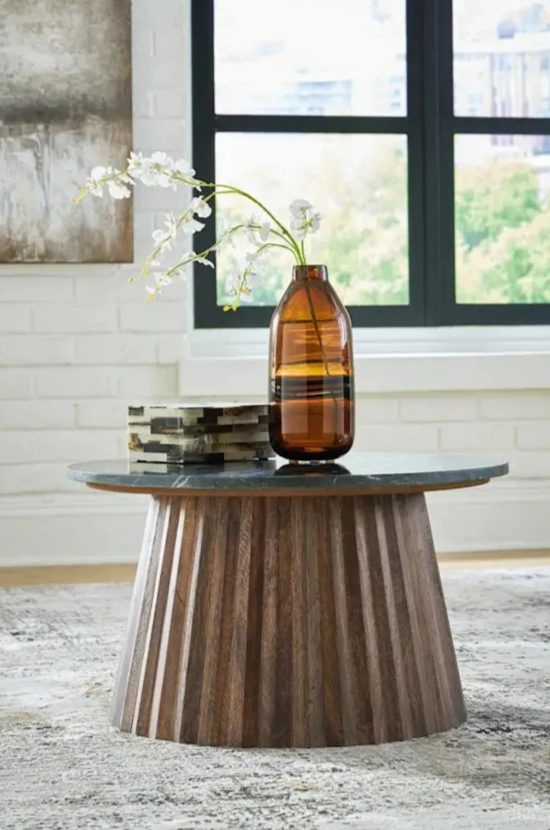 Ceilby Coffee Table - Image 3